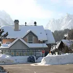 Apartma Ravbar *