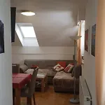 Lägenhet Apartma Ravbar