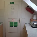Lägenhet Apartma Ravbar *